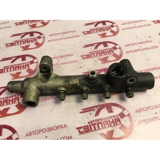 Топливная рейка Opel Combo 1.7CDTI 2001-2011 97313863